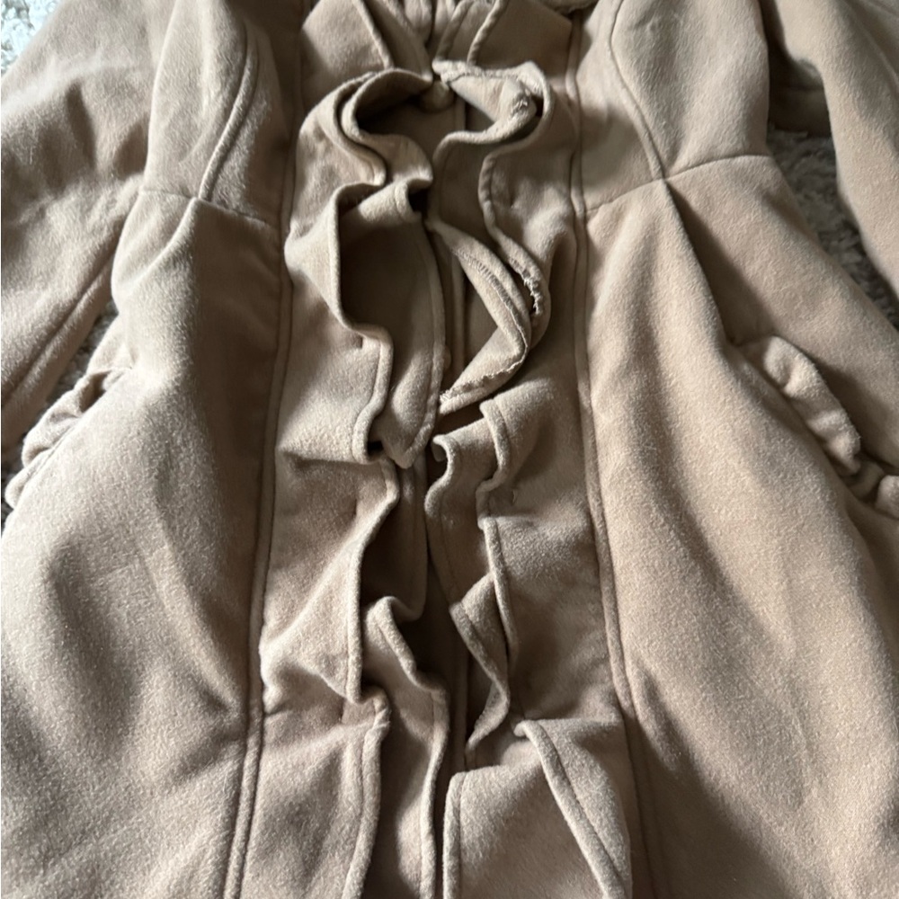 Jolt Camel Ruffle Front Trench Coat - Picture 4 of 8